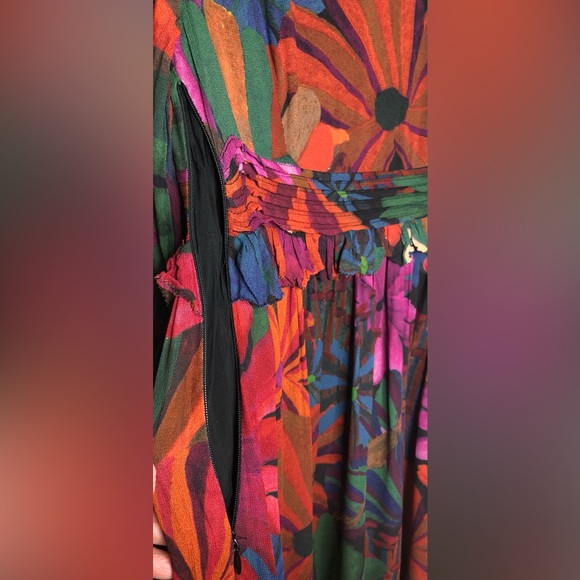 Farm, Rio Bird flowers long sleeve V-neck maxi dress, size small - Picture 11 of 15